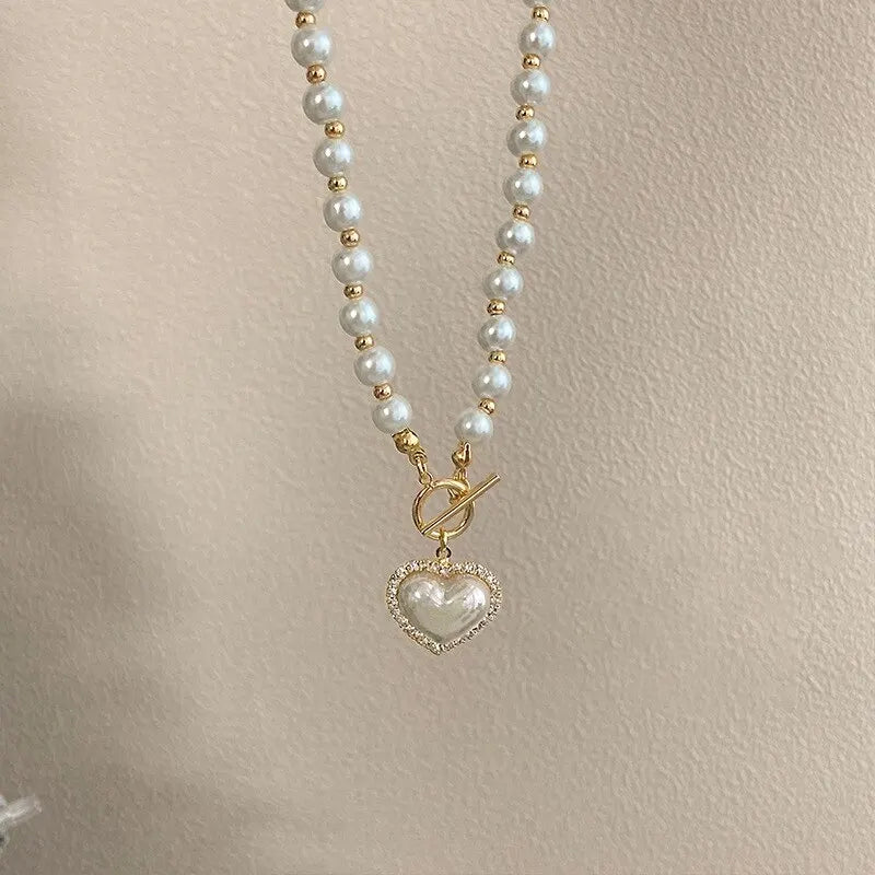 Elegant Heart Pearl Necklace