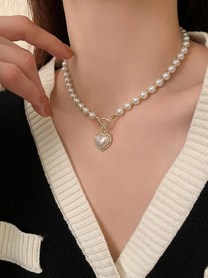 Elegant Heart Pearl Necklace